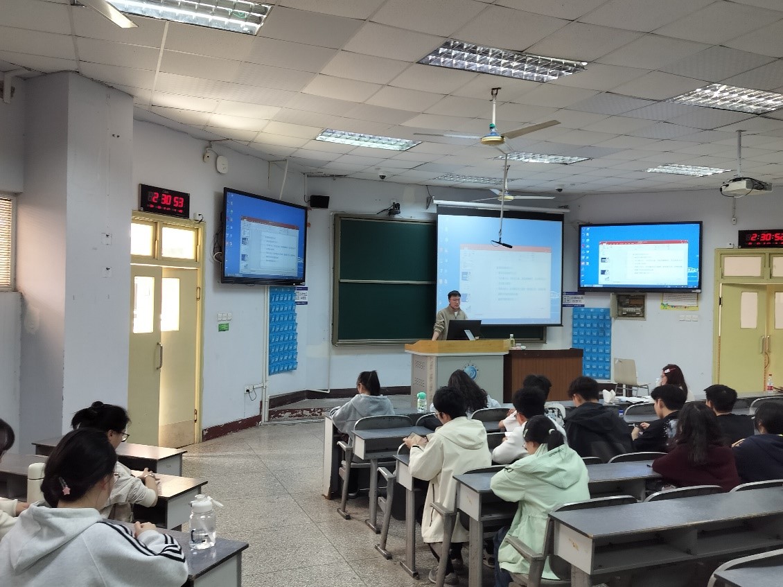 西南石油大学经管院(西南石油大学经管院学生王语)